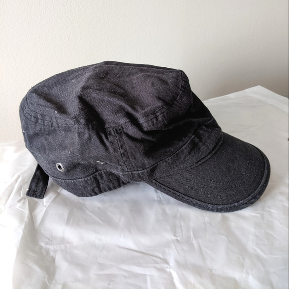 3/$15 H&M Black Paperboy light fabric cap - Picture 1 of 7